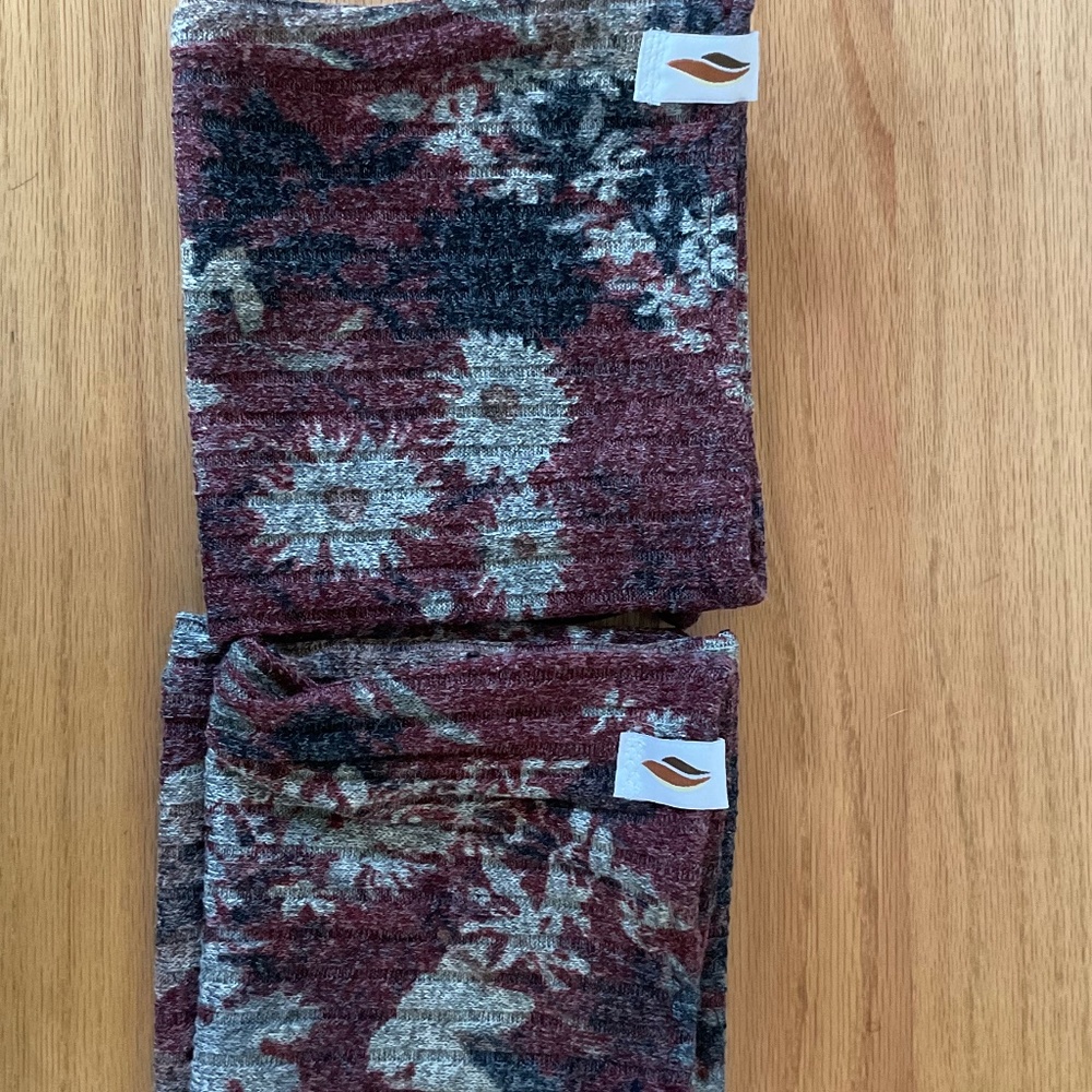 Rubiawear shorty leg warmers, briar rose, size small